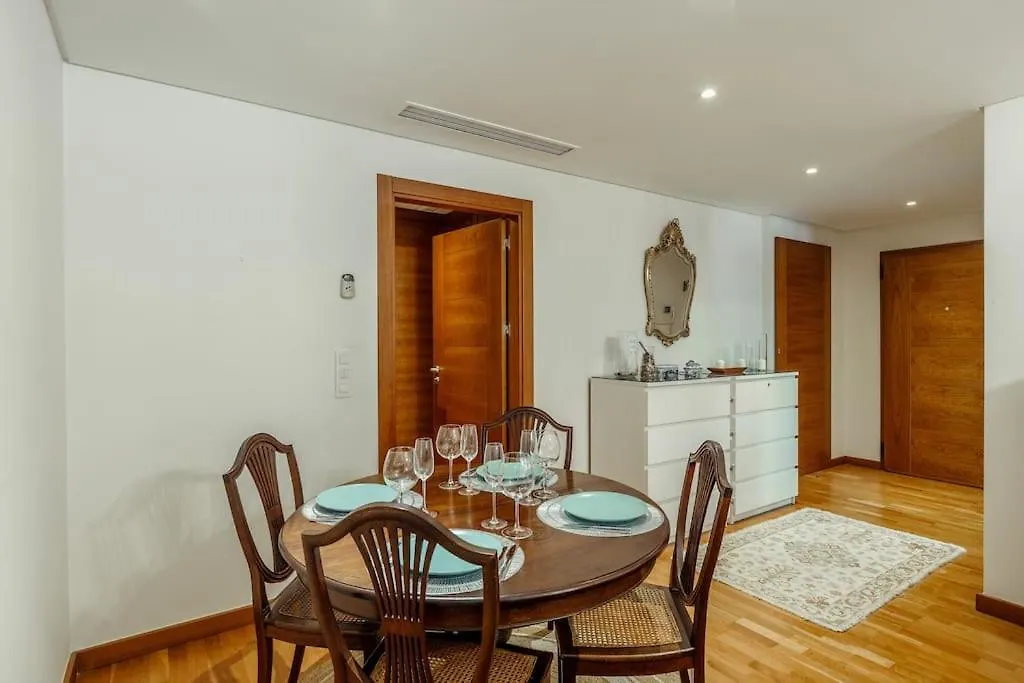 Charmoso Apartamento Sacavem Apartment