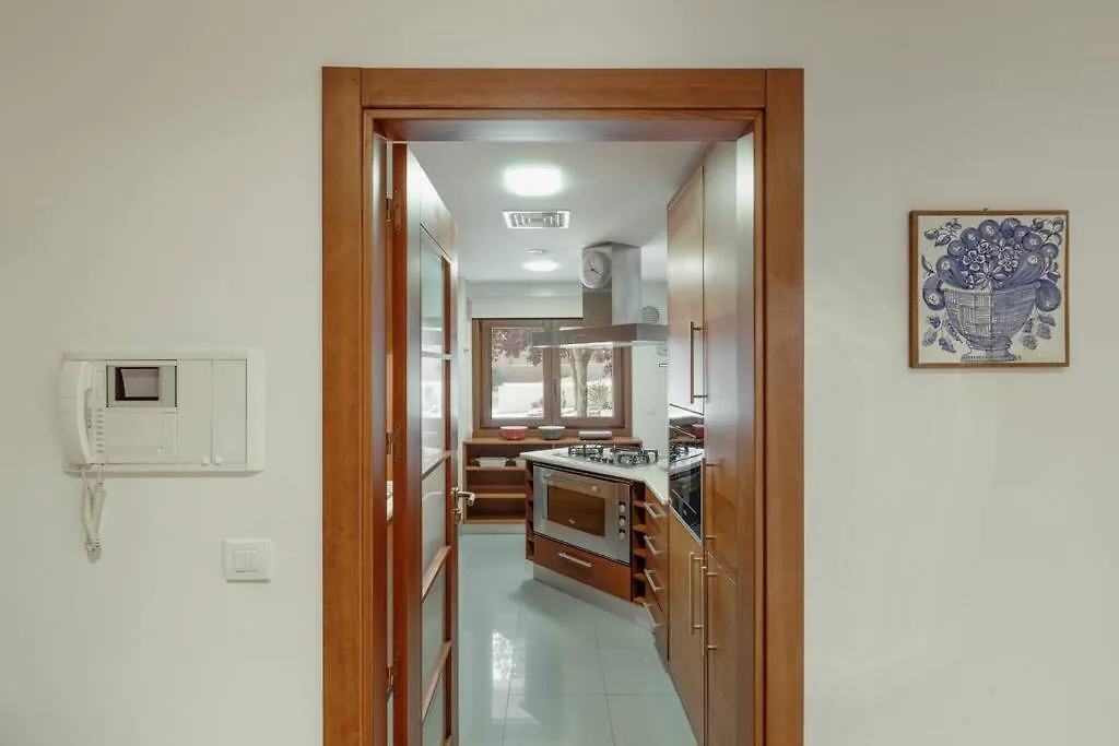 Charmoso Apartamento Sacavem 0*,
